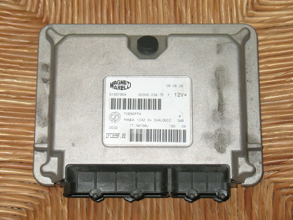 Ecu fiat panda dualogic marelli 51857904 FCB50FP4 CFC228F02