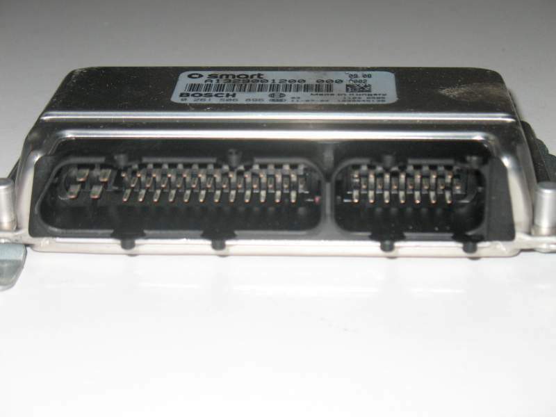 ECU Smart 0261S06896 ME7-70 0261S06896