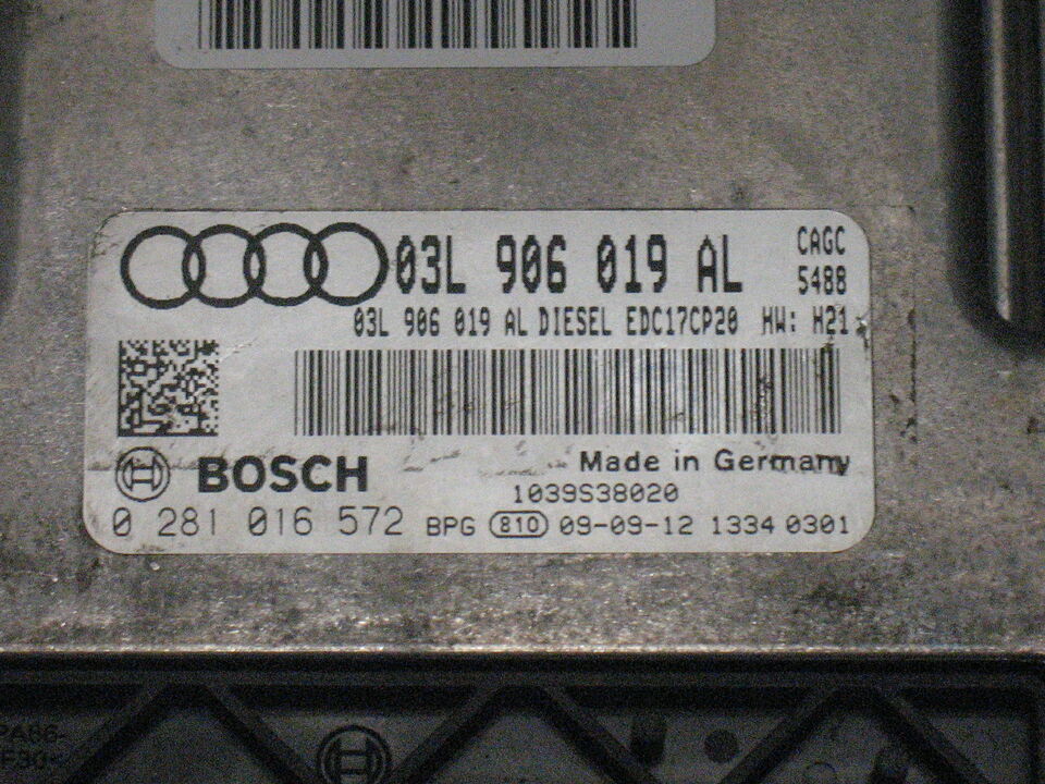 AUDI A4 A5 2.0 TDI 03L906019AL 0281016572 EDC17CP20