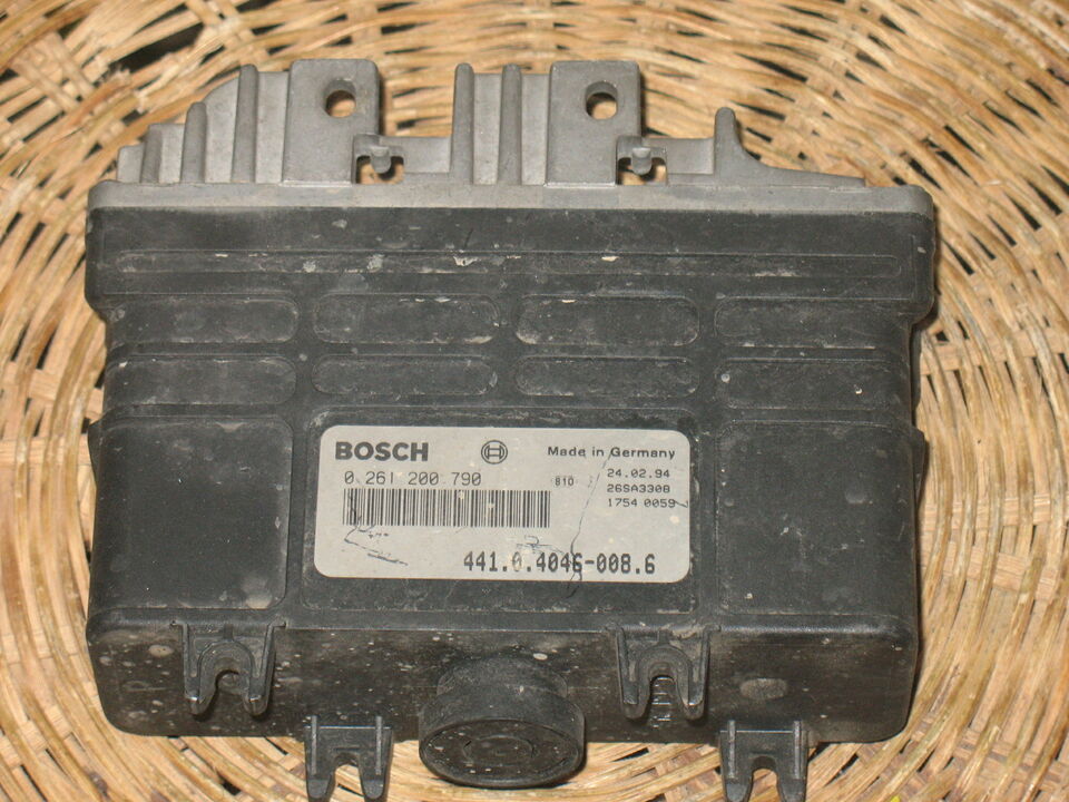ECU SKODA 1.3 BOSCH 0261200790 ANNO 1992-1995 441040460086