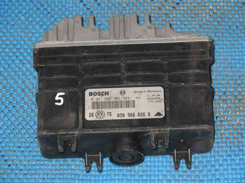 ECU CENTRALINA VW GOLF POLO 1.4 030906026R 0261203302/303