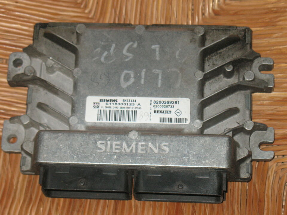 ECU RENAULT CLIO Sport 2.0 S118303123A 8200369381 EMS3134