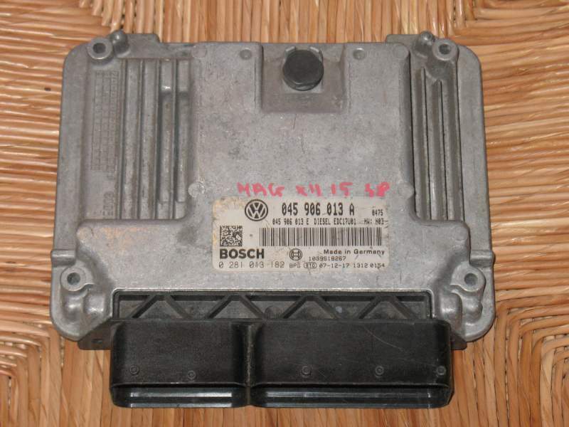 ECU SKODA FABIA ROOMSTER 1.4 TDI 045906013A 0281013182 EDC17