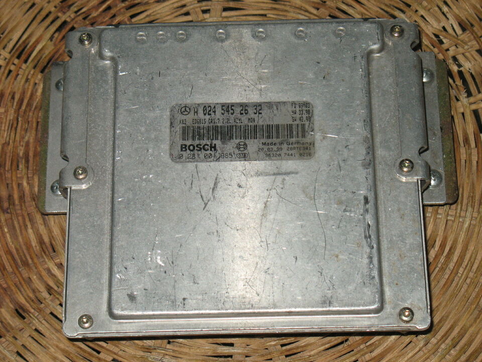 ECU MERCEDES VITO 2.2 CDI BOSCH 0281001985 A0245452632 EDC 15C0-5.24
