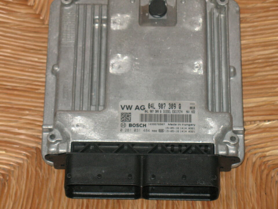 ECU VW PASSAT AUDI B8 2.0 TDI 0281031484 04L907309Q EDC17C74