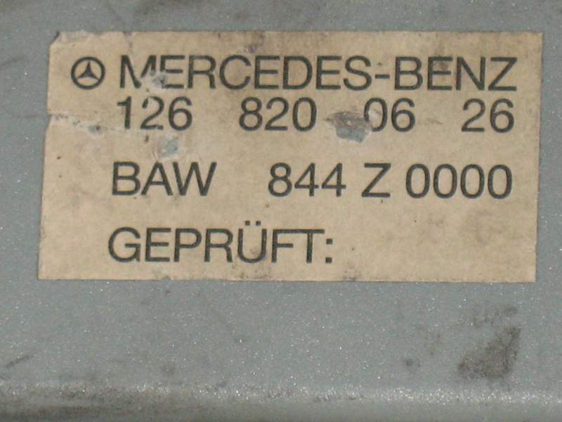 Mercedes-Benz W126 560SEL Autoradio Alarm Unit A 1268200626