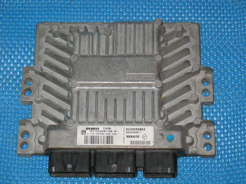 ECU CENTRALINA SCENIC 1.5 DCI SID301 S122326109A 8200565863