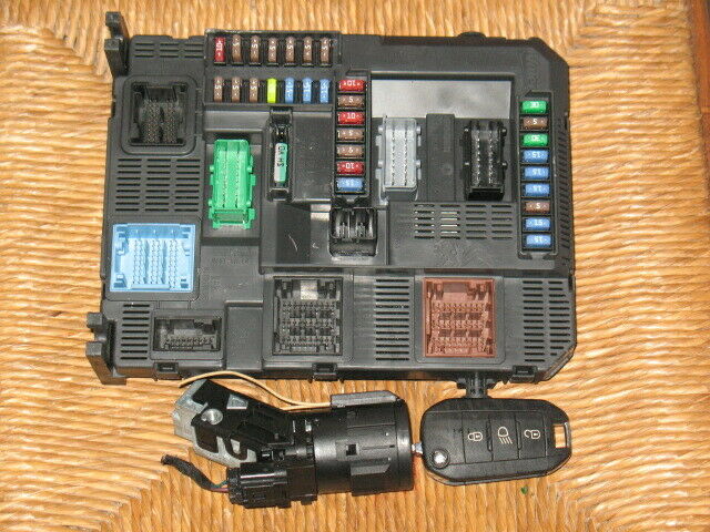 Ecu body computer citroen peugeot 1.6 bsi 9807532080 bsi n03