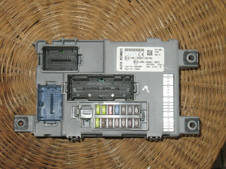 Body computer fiat fiorino 00505205830 505205830 blu