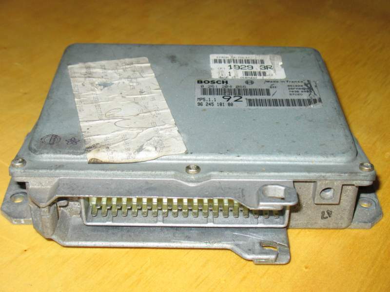 PEUGEOT 405 / CITROEN XANTIA BOSCH 0261204066 9624518180 MP5.1.1