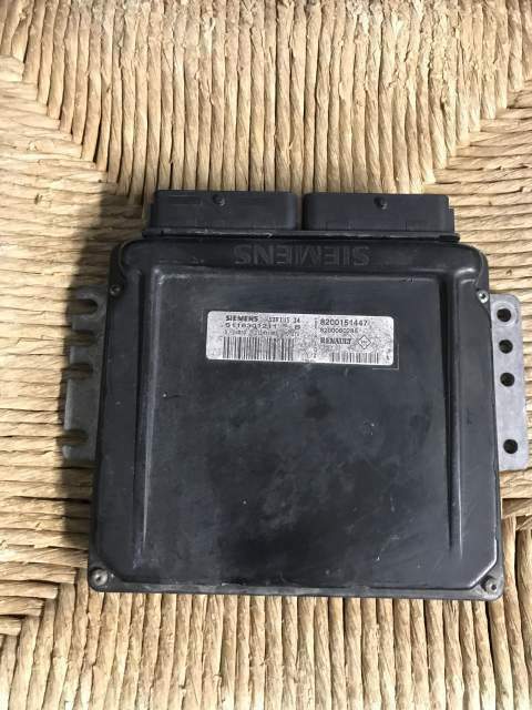 ECU RENAULT KANGOO S118301211B SIRIUS 34 8200151447 8200080285
