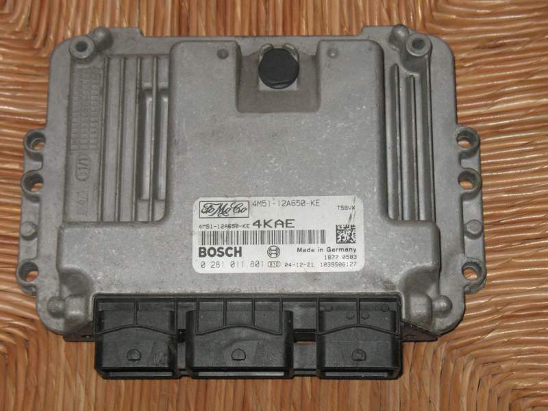 4KAE Ford Focus ECU 0281011801 4M51-12A650-KE 4M5112A650KE EDC 16C3-9.18