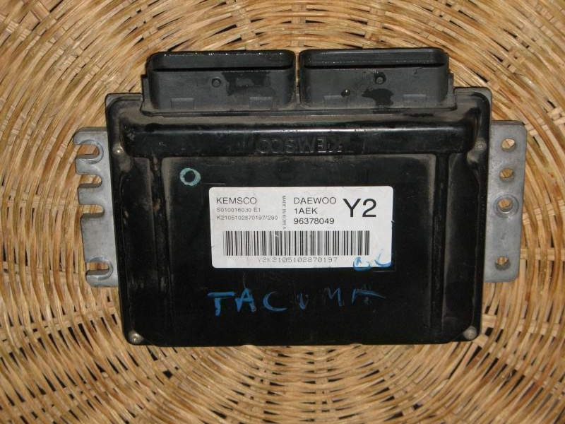 ECU Daewoo Tacuma 1.6cc 8V SIEMENS S010016030 E1 1AEK 96378049