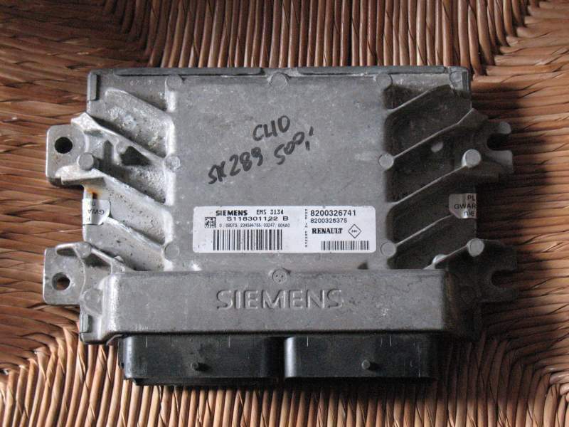 ECU RENAULT CLIO EMS3134 S118301122B 8200326741 8200326375
