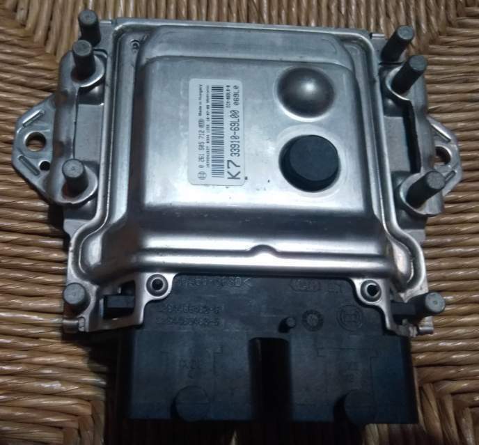 ECU CENTRALINA SWIFT ANNO 2010 0261S05712 K733910-69L00