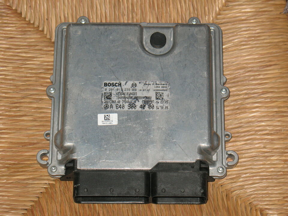 ECU MERCEDES CLASSE-A 2.0 A6409004000 0281017239 CR40.40 EDC17C43
