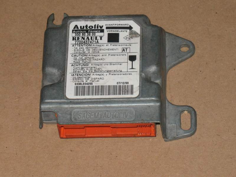 RENAULT SCENIC - 550803800 AUTOLIV 7700437471 - 93C66