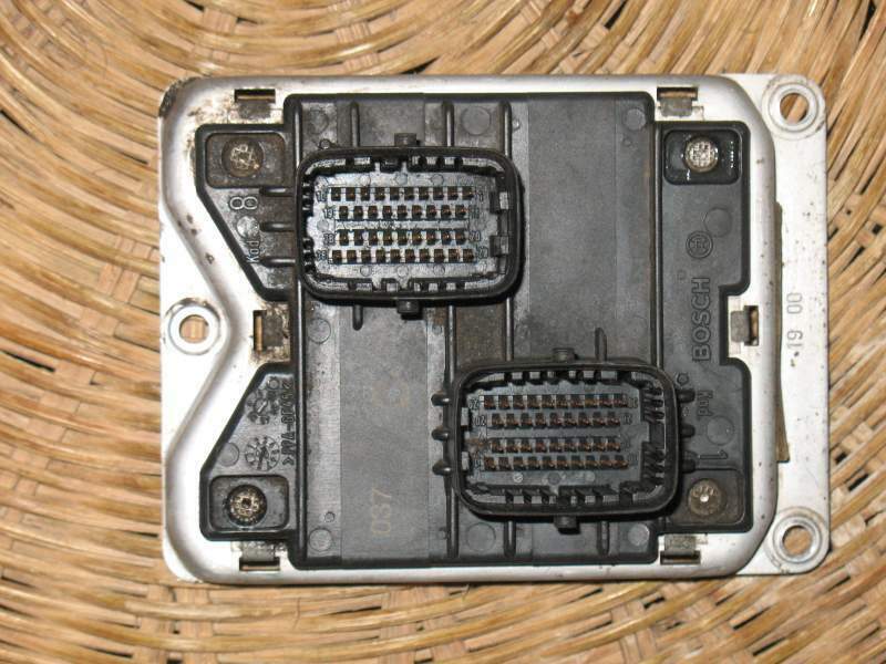 Ecu bosch 0261204944 alfa romeo 145 146 1.6 ts twin spark M 1.5.5