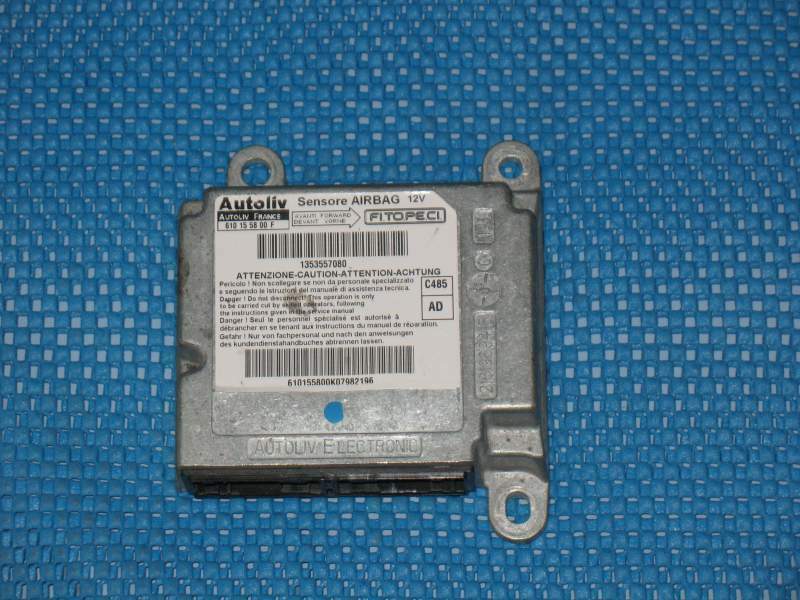 Fiat Qubo Fiorino 225 BJ09 Airbag 1353558080 610156000F