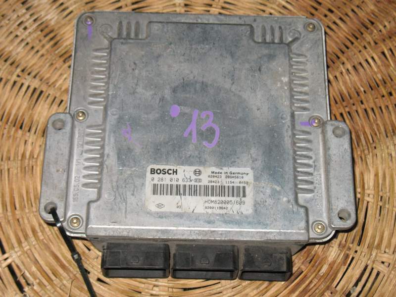 ECU RENAULT TRAFIC 1.9 DCI BOSCH 0281010633 HOM8200051609