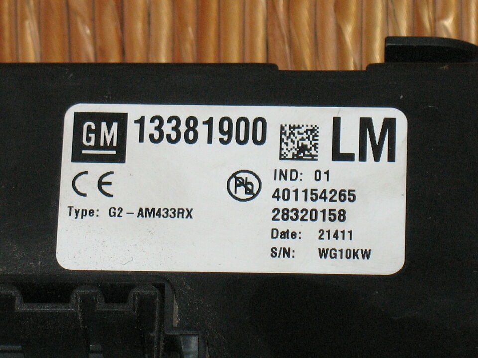 Meriva B Comfort ECU 13381900 LM 401154265 28320158 EIS00551949