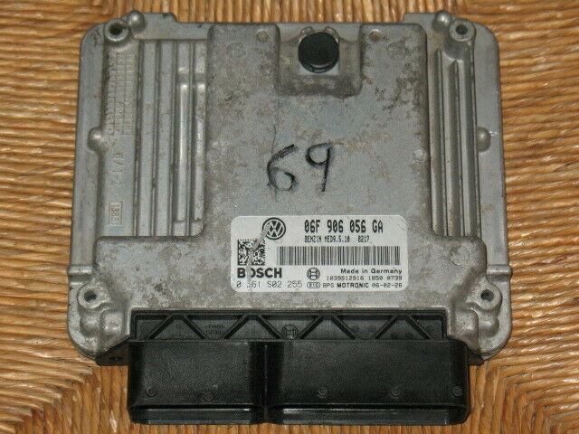 VW VOLKSWAGEN EOS LEON 2.0 FSI 0261S02255 06F906056GA MED9.5.10