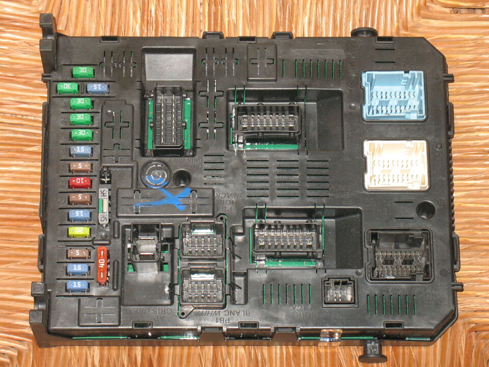 BSI 9664058880 01 966405888001 Body FUSE BOX BSI04EV K02-00