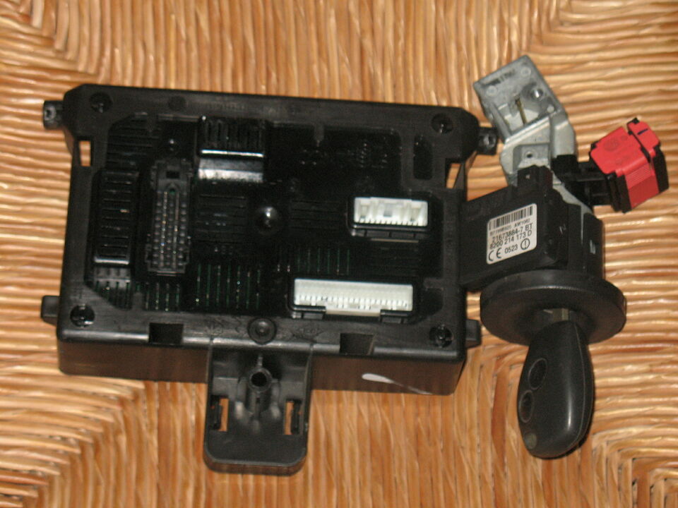 BODY CON BLOCCHETTO CLIO 1.5 BCM L2CR 8200652285A 8200214173D