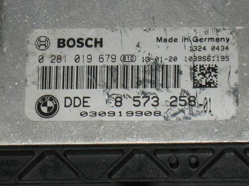 ECU BMW 3 F30 F80 Engine BOSCH 0281019679 DDE8573258 EDC 17C50-3.51