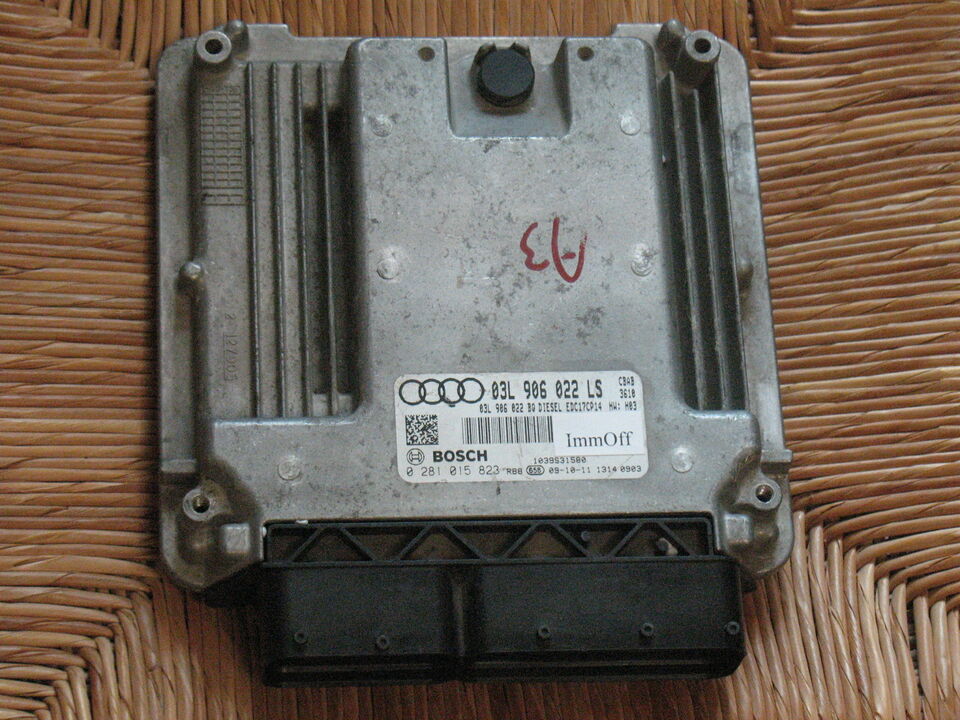 ECU CENTRALINA AUDI A3 2.0 0281015823 03L906022LS EDC17CP14