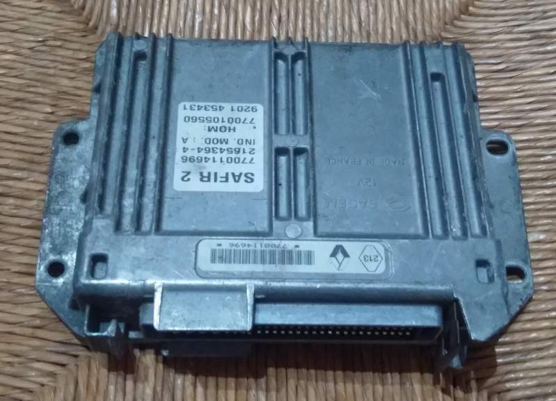 Ecu renault twingo 1.2 7700114696 hom 7700105560 SAFIR 2