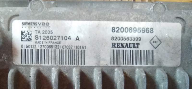 ECU CENTRALINA MEGANE SCENIC 1.9 S126027104A 8200695968 TA2005