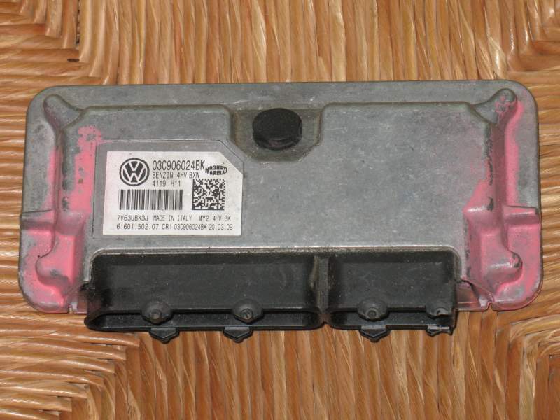 ECU SEAT IBIZA 1.4 03C906024BK BENZIN 4HV 3052 H05