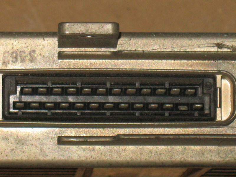 Centralina Motore Bosch 0285007061 893907383B VW Pierburg 7.18167.62