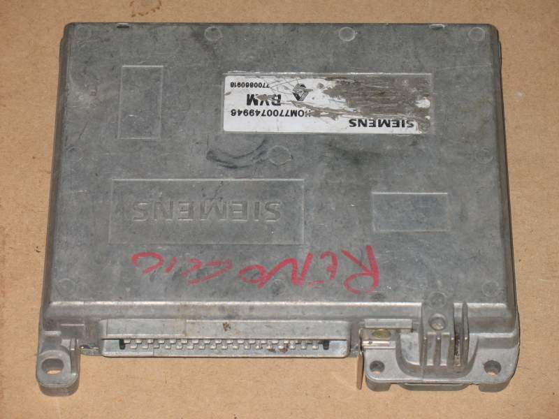 ECU Motore Renault S101718103 B HOM 7700749946 7700862148
