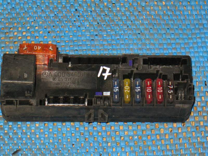 MERCEDES W210 E320 FUSE BOX A0005400072 MB W202 1.8 L/90KW
