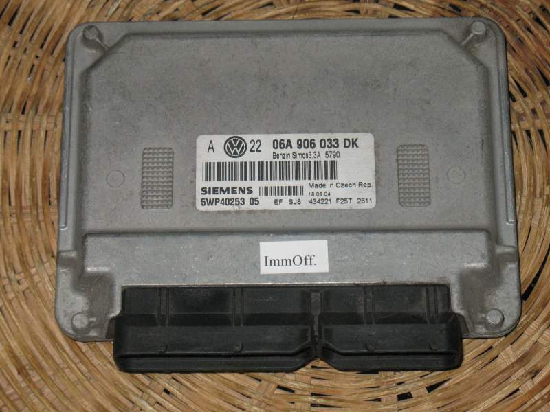 VOLKSWAGEN VW 06A906033DK Siemens 5WP40253