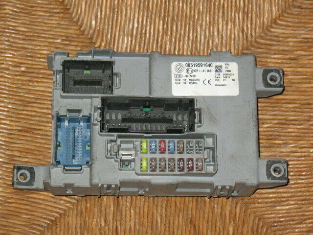 ECU BODY COMPUTER FIAT 500 00519591640 519591640 28399020 BLU