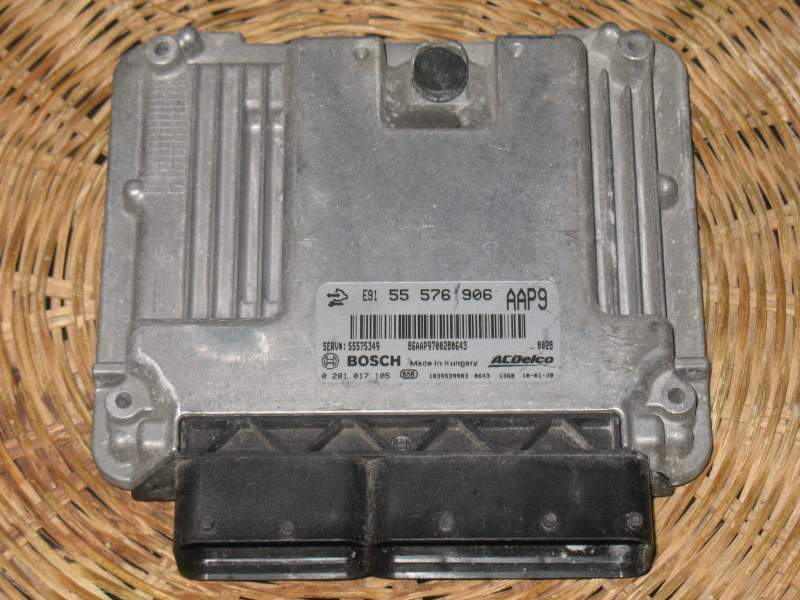ECU OPEL INSIGNIA A20DTJ 0281017105 55576906 AAP9 55575349 EDC 17C19-3.15 E91
