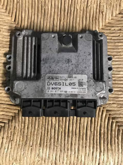 Ecu focus c max fiesta fusion bosch 0281011995 5u7112a650ab EDC16C34