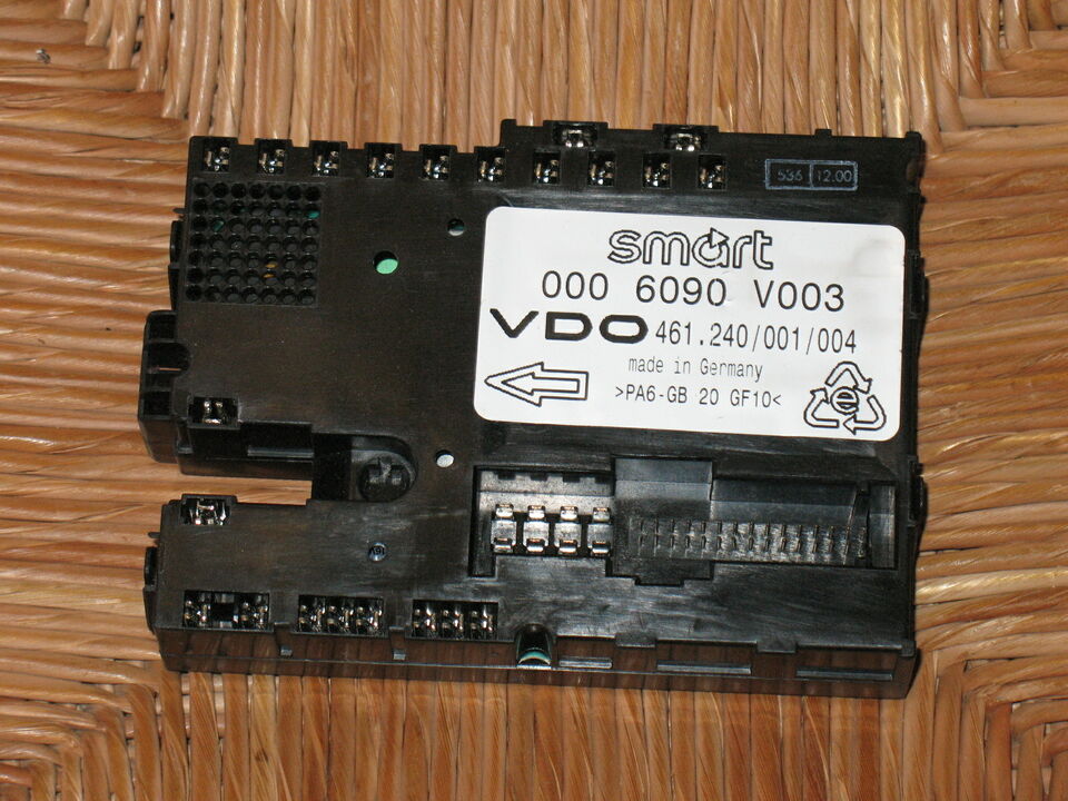 SMART Auto Fortwo 450 W450 Sam ZEE Fusebox ECU 0006090V003
