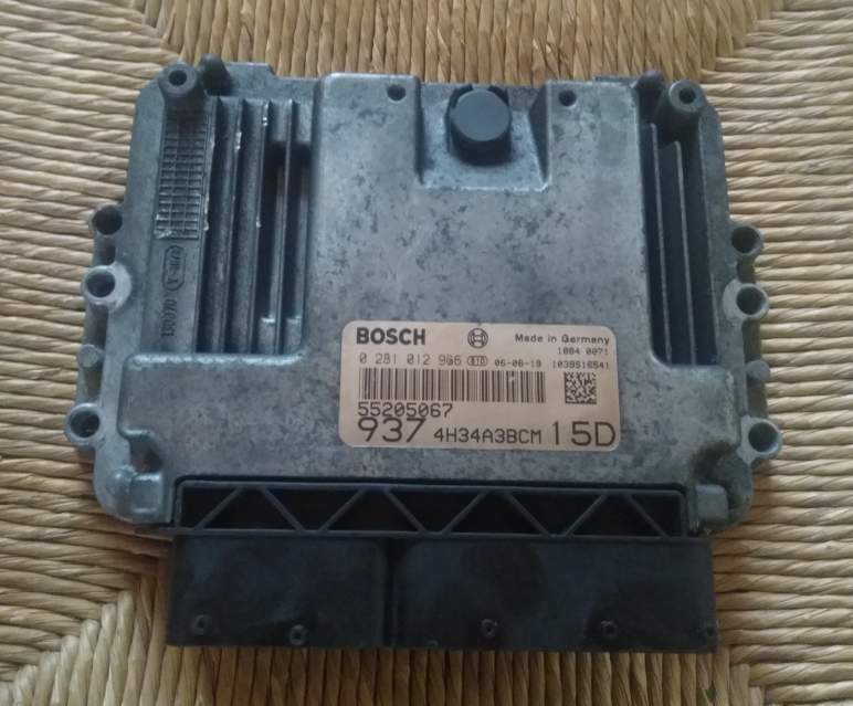 ECU CENTRALINA ALFA ROMEO 147 0281012966 55205067 4H34A3BCM EDC16C39-5.65