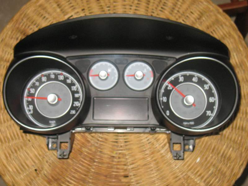 TACHIMETRO QUADRO strumenti Fiat Punto EVO 1.4B 5550030617