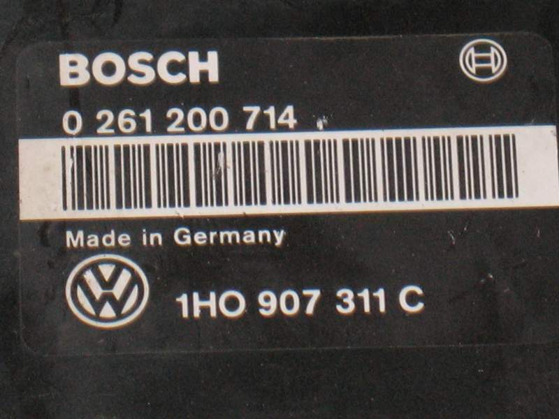 Ecu volkswagen golf vento passat 1.8 bosch 0261200714 1h0907311c