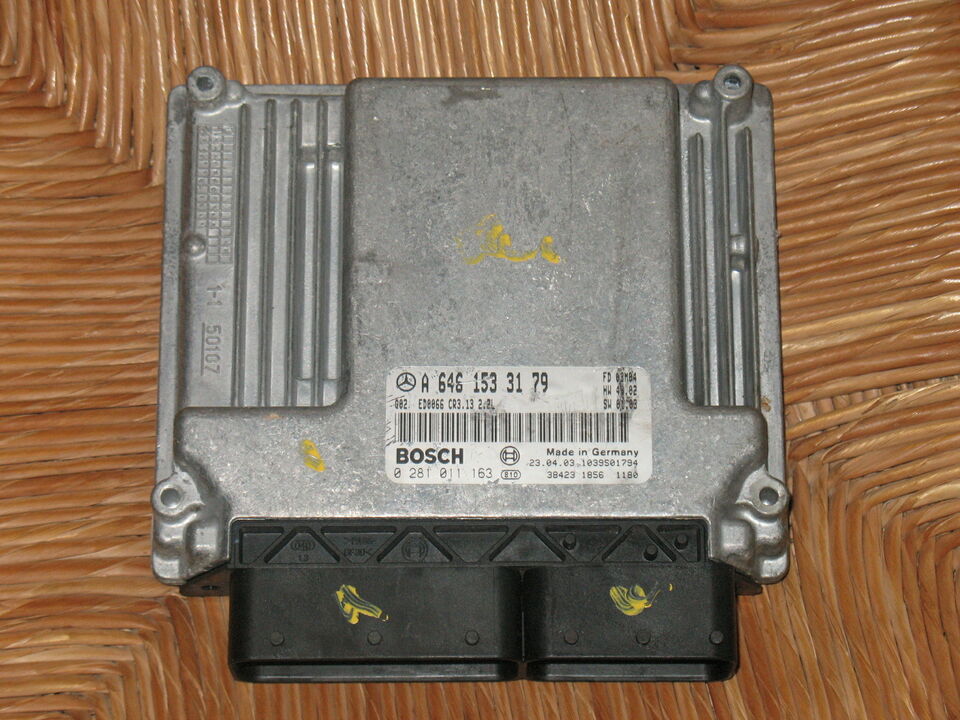 ECU EDC16C2 MERCEDES 2.2L 0281011163 A6461533179 CR3.13 2.2L
