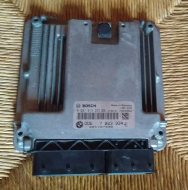 ECU CENTRALINA MINI COOPER BMW 1.6 D 0281015233 DDE 7823934-01