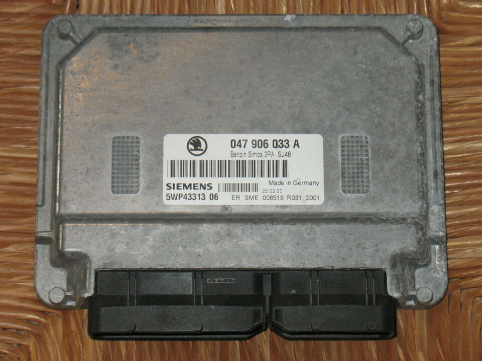 SKODA FABIA 1.4 047906033A SIEMENS 5WP43313 06 SIMOS 3PA SJ46