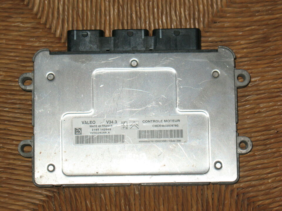 ECU PEUGEOT 206 1.1 8V VALEO V34.3 CMDE 9803939780 HW 9666596780