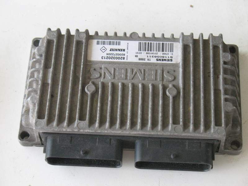 Renault ECU 8200320213 8200272204 Siemens TA 2888 S118058311B