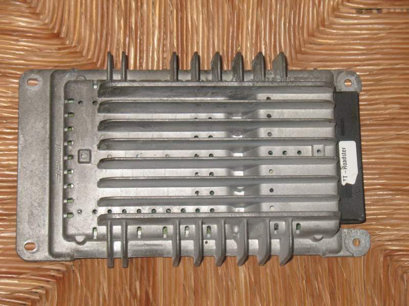 Audi TT MK1 Bose Radio Stereo Amplifier Amp 8N7035223A OEM